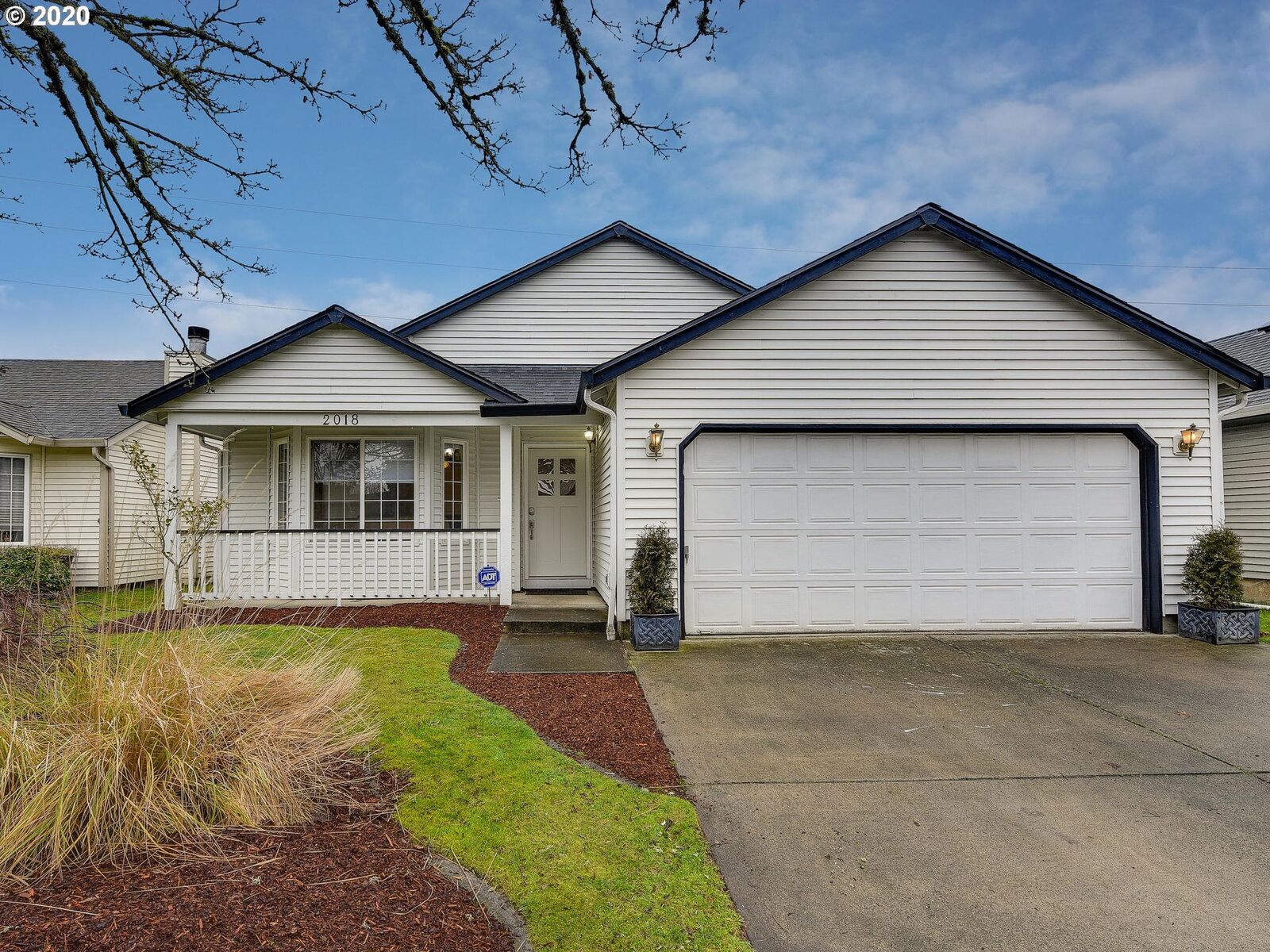 Property Photo:  2018 SE 176th Pl  WA 98683 