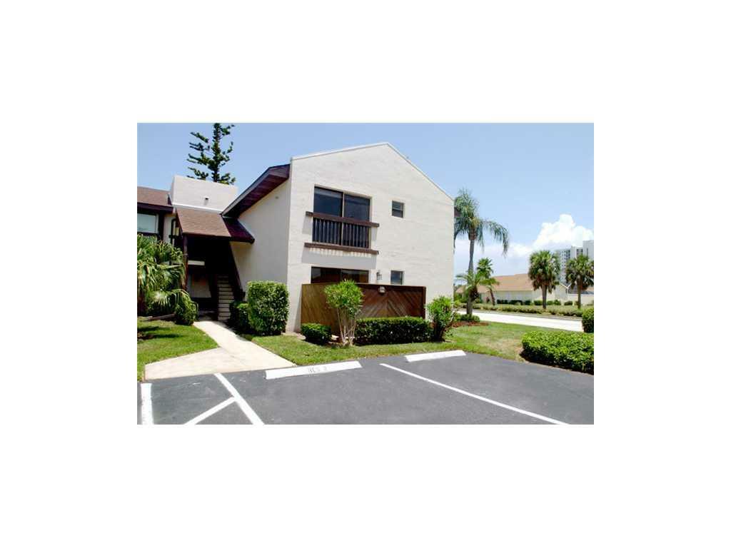Property Photo: 3206 S Lakeview Creek 106 FL 34949