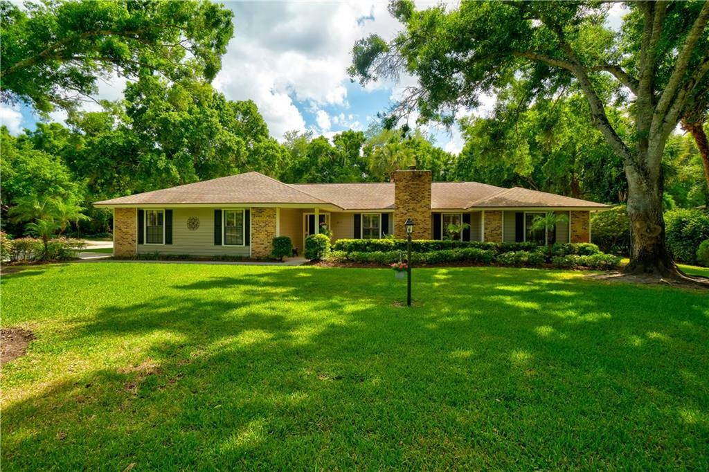 Property Photo:  4015 12th Street SW  FL 32968 