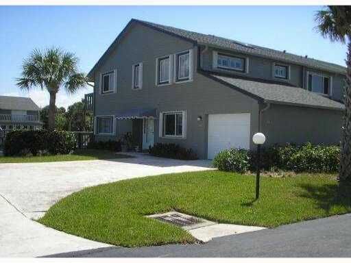 Property Photo: 4949 A1a 81 FL 34949