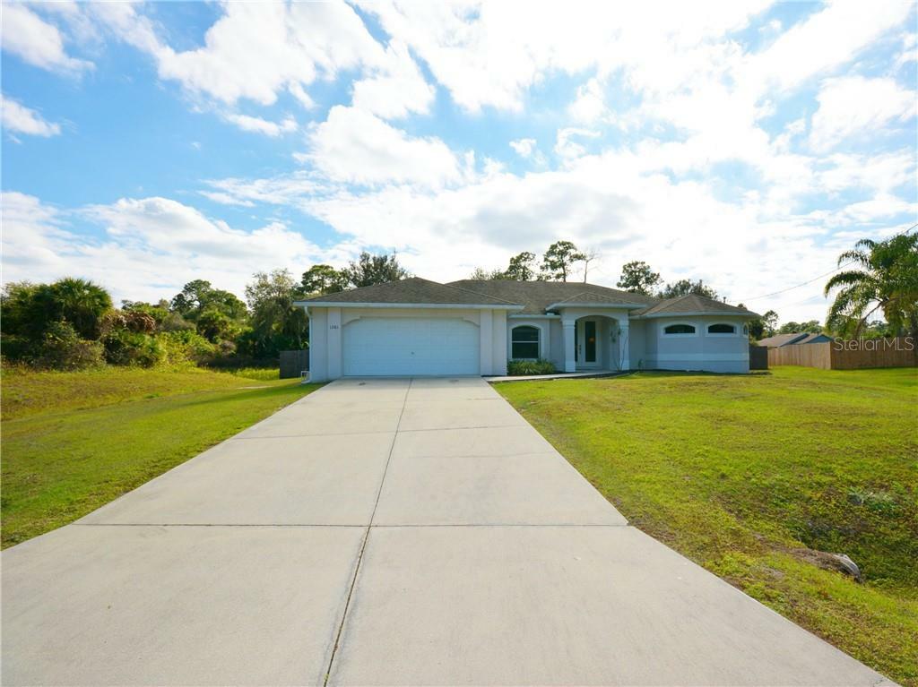 Property Photo:  1381 Robwood Terrace  FL 34288 