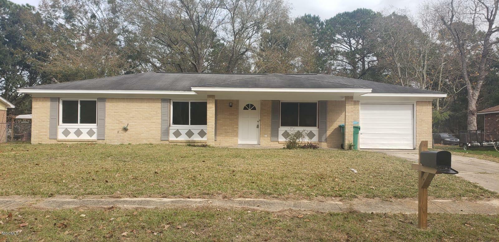 2636 Camino Grande Street  Gautier MS 39553 photo