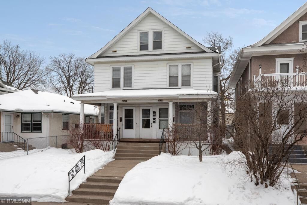 Property Photo:  2621-2623 Colfax Avenue S  MN 55408