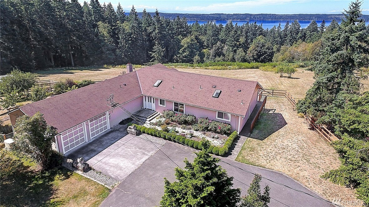 Property Photo:  1576 Wintercreek Lane  WA 98282 