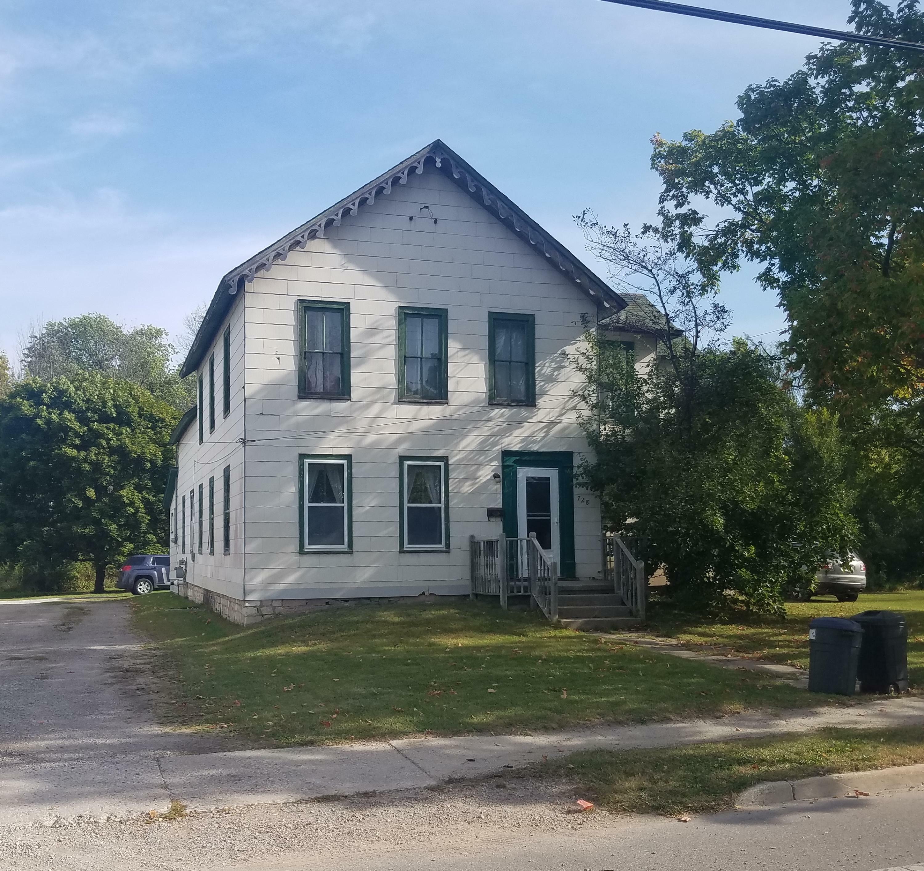Property Photo:  728 Mackinaw Avenue  MI 49721 