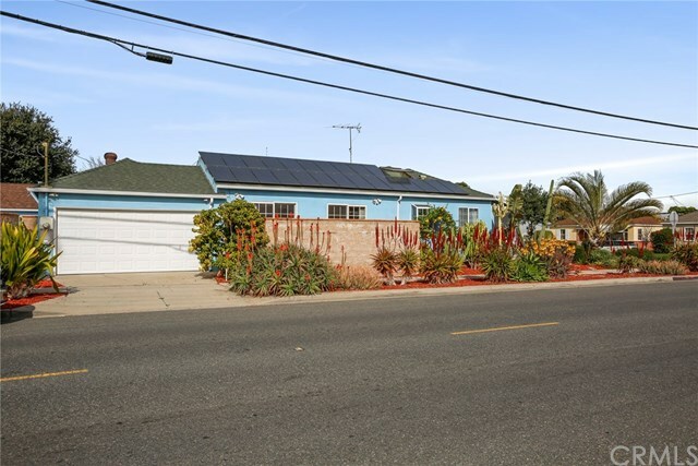 Property Photo: 2201 Mira Mar Avenue CA 90815