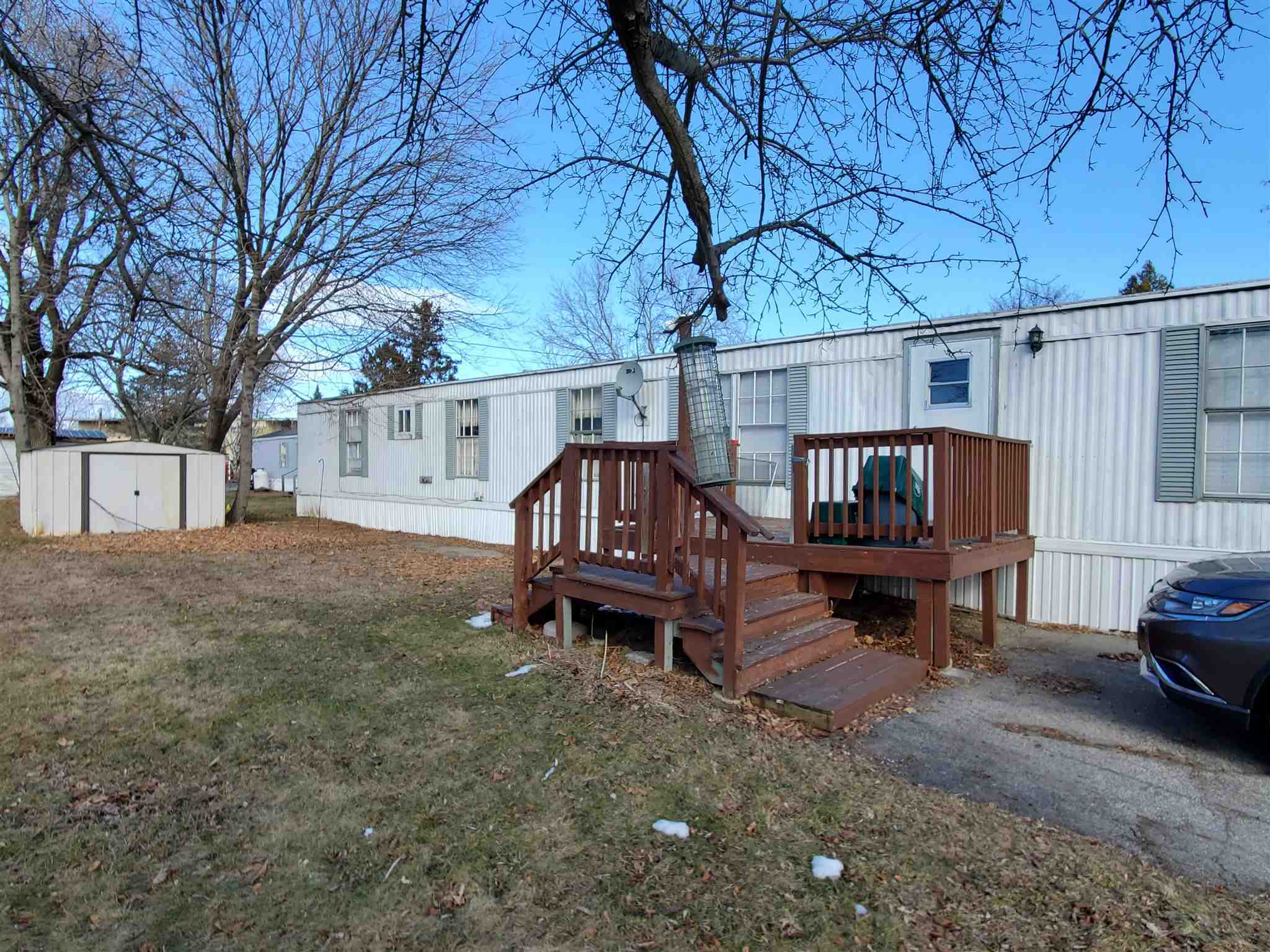 Property Photo: 19 Longmeadow Drive NH 03301