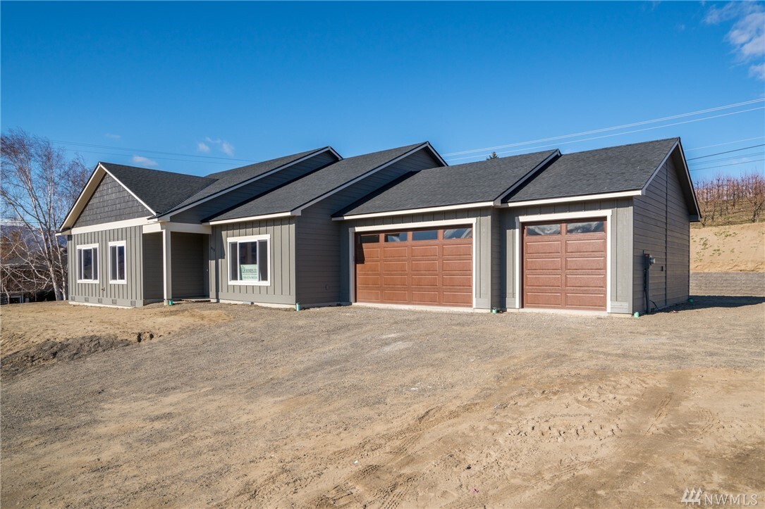 Property Photo: 813 S Mary Avenue WA 98802