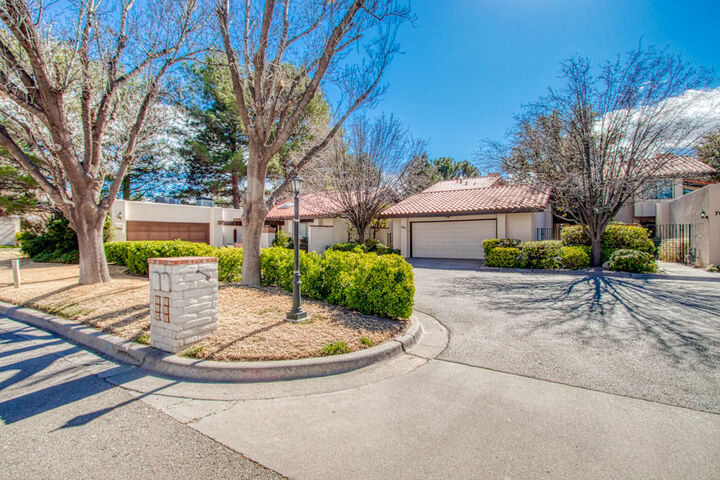 704 Lakeshore Drive  El Paso TX 79932 photo