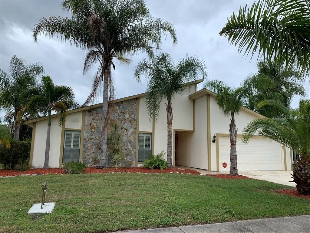 Property Photo:  4712 Glenbrooke Drive  FL 34243 