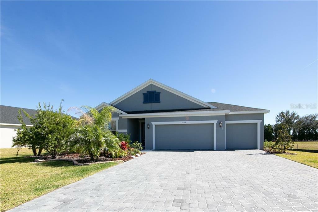 Property Photo:  12556 Ryegrass Loop  FL 34219 