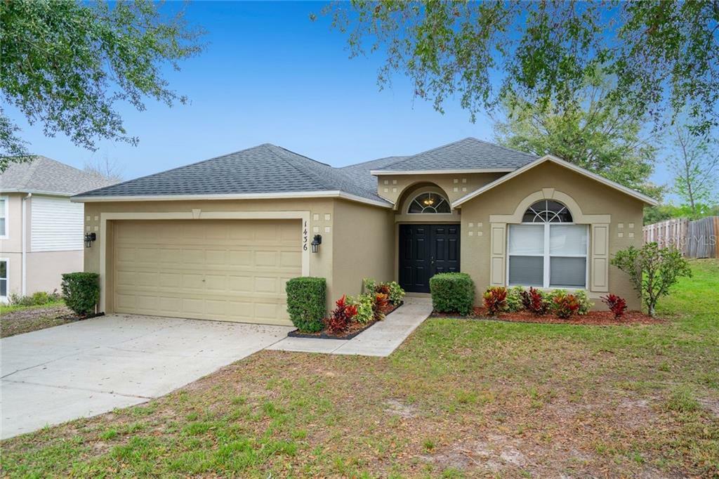 Property Photo:  1436 Muir Circle  FL 34711 