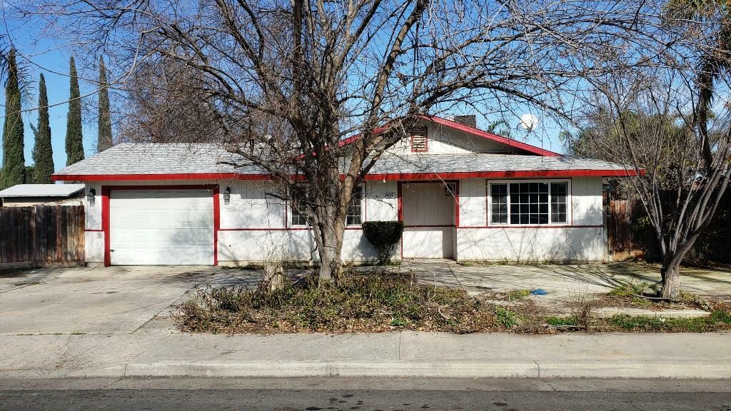 1124 Milpas Street  Hanford CA 93230 photo