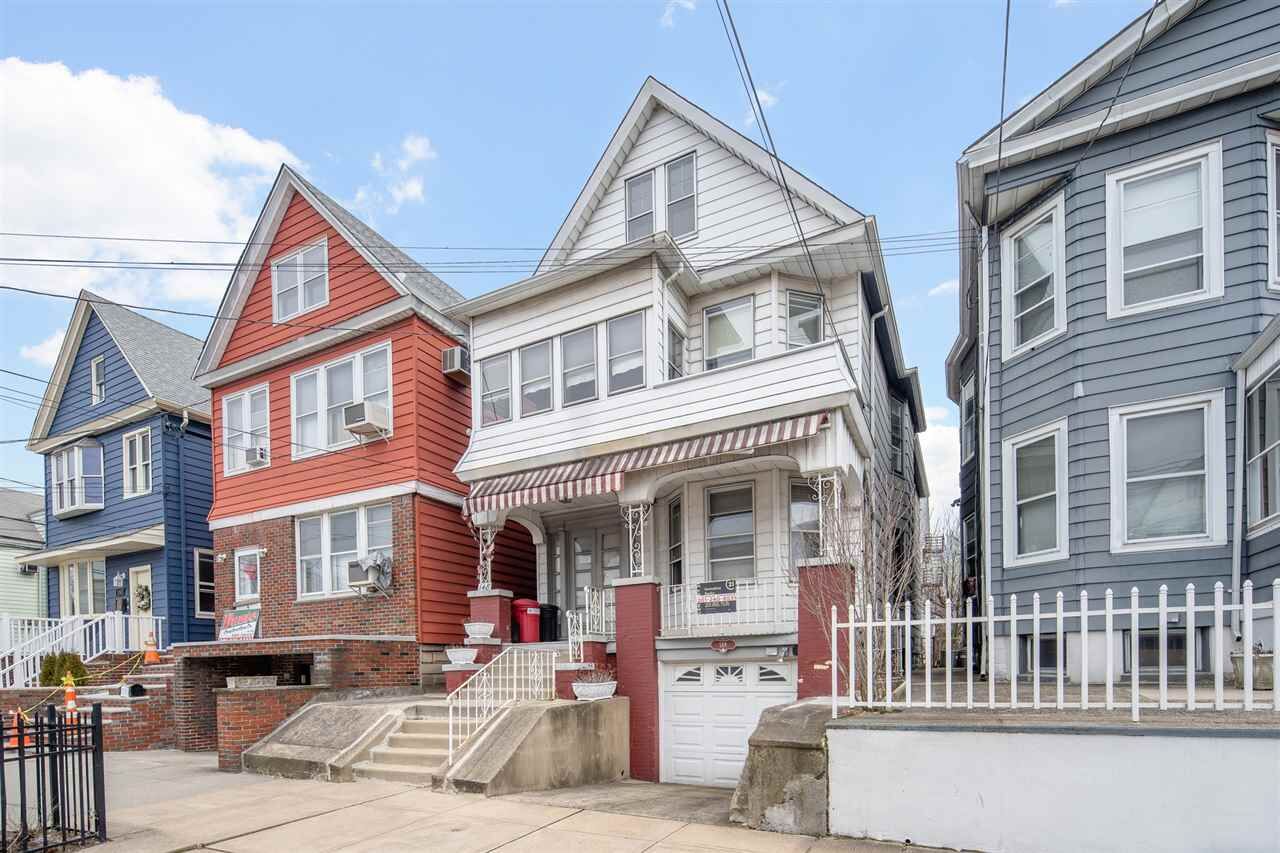 Property Photo: 148 Avenue B NJ 07002