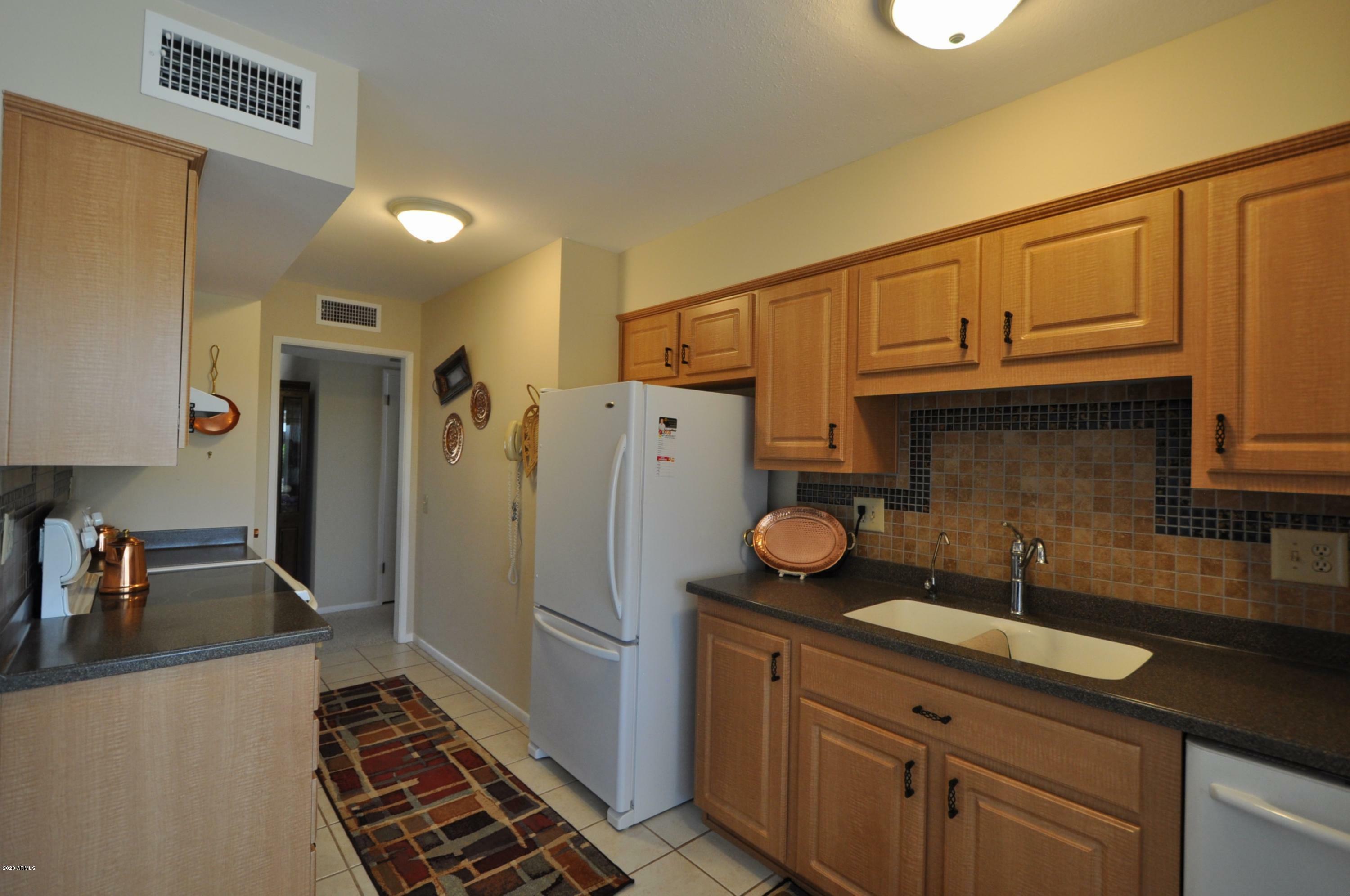 Property Photo: 18801 N Kiva Drive AZ 85373