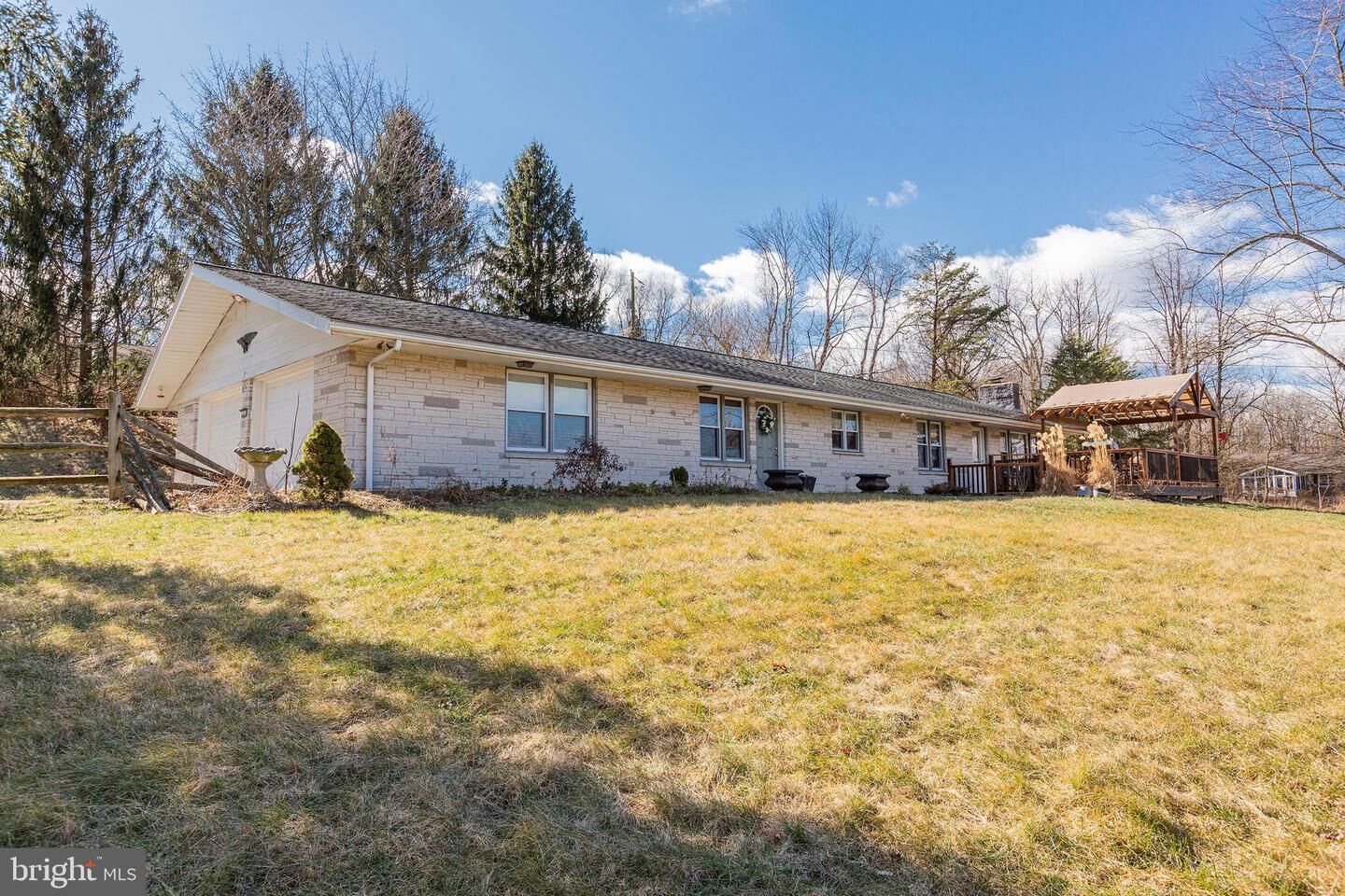 Property Photo: 2 Willow Circle PA 17036