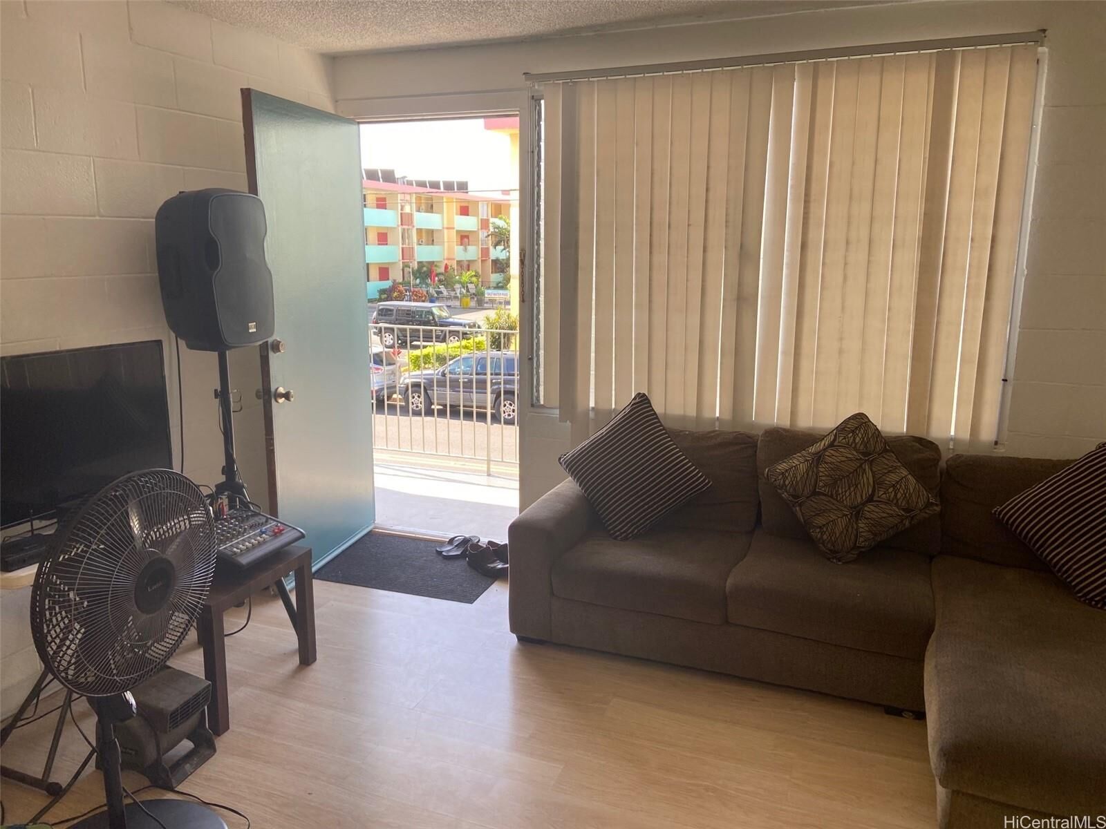 Property Photo:  98-142 Lipoa Place 203  HI 96701 