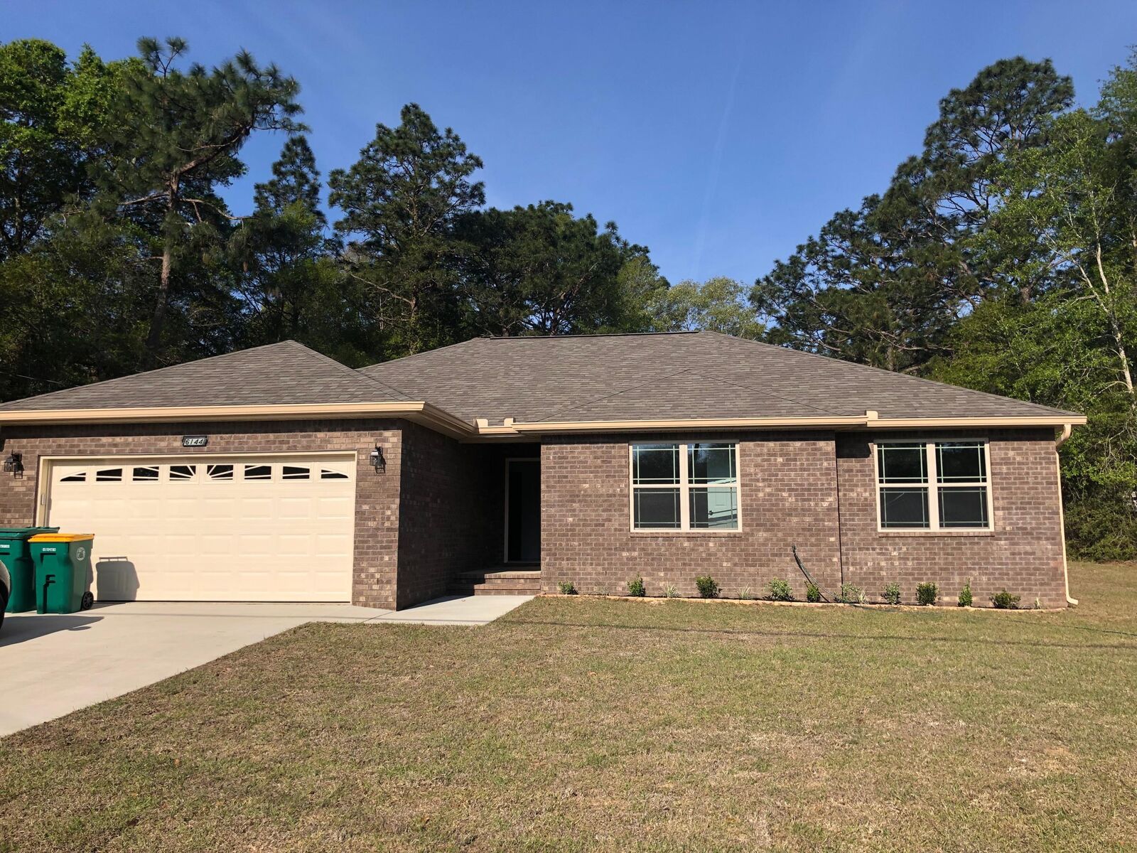 Property Photo: 2614 Butterfly Alley FL 32536