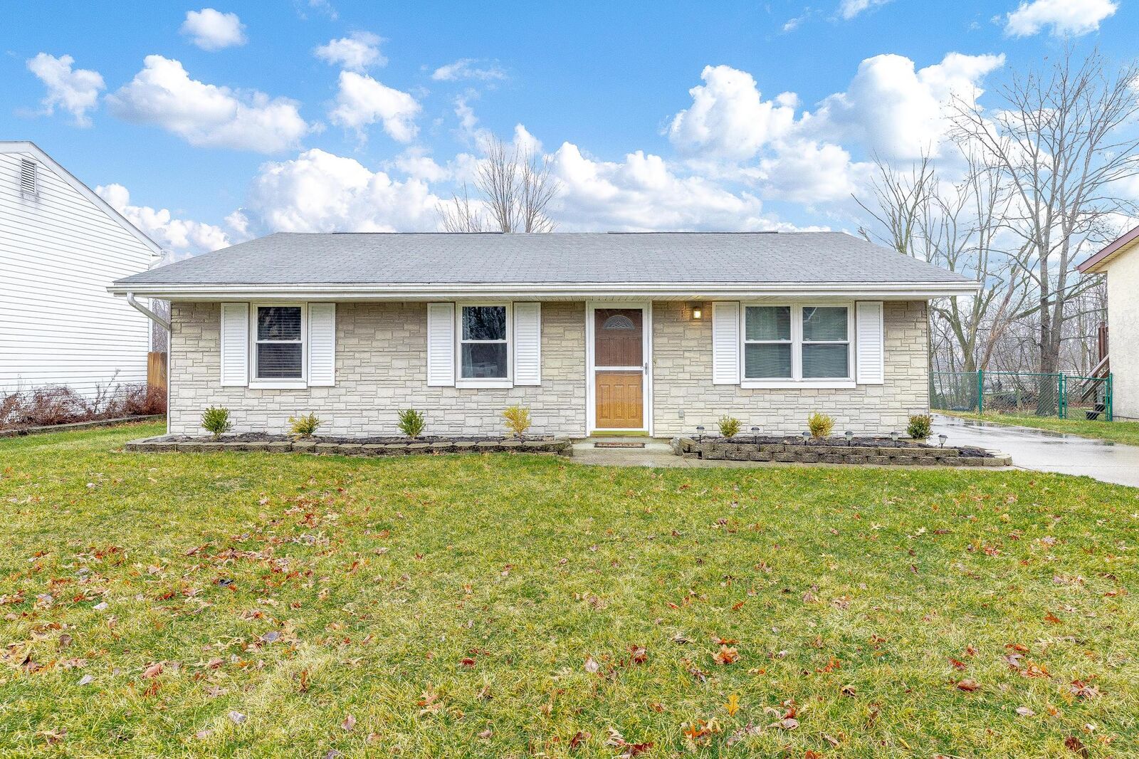 Property Photo:  568 Wagon Wheel Lane  OH 43040 