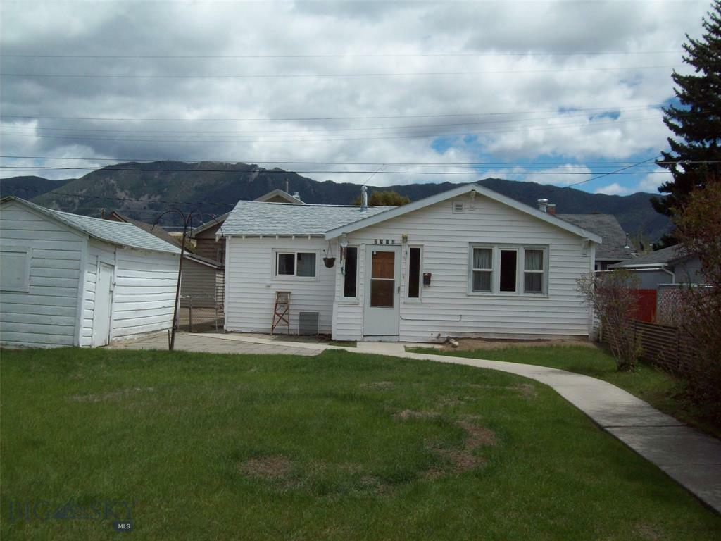 Property Photo:  2112 Johns Avenue  MT 59701 