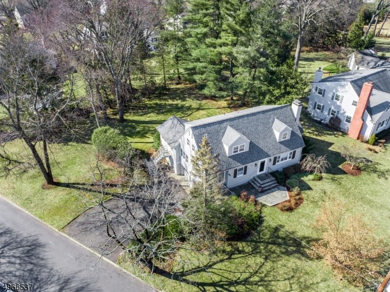 Property Photo: 162 Mc Kinley Pl NJ 07452