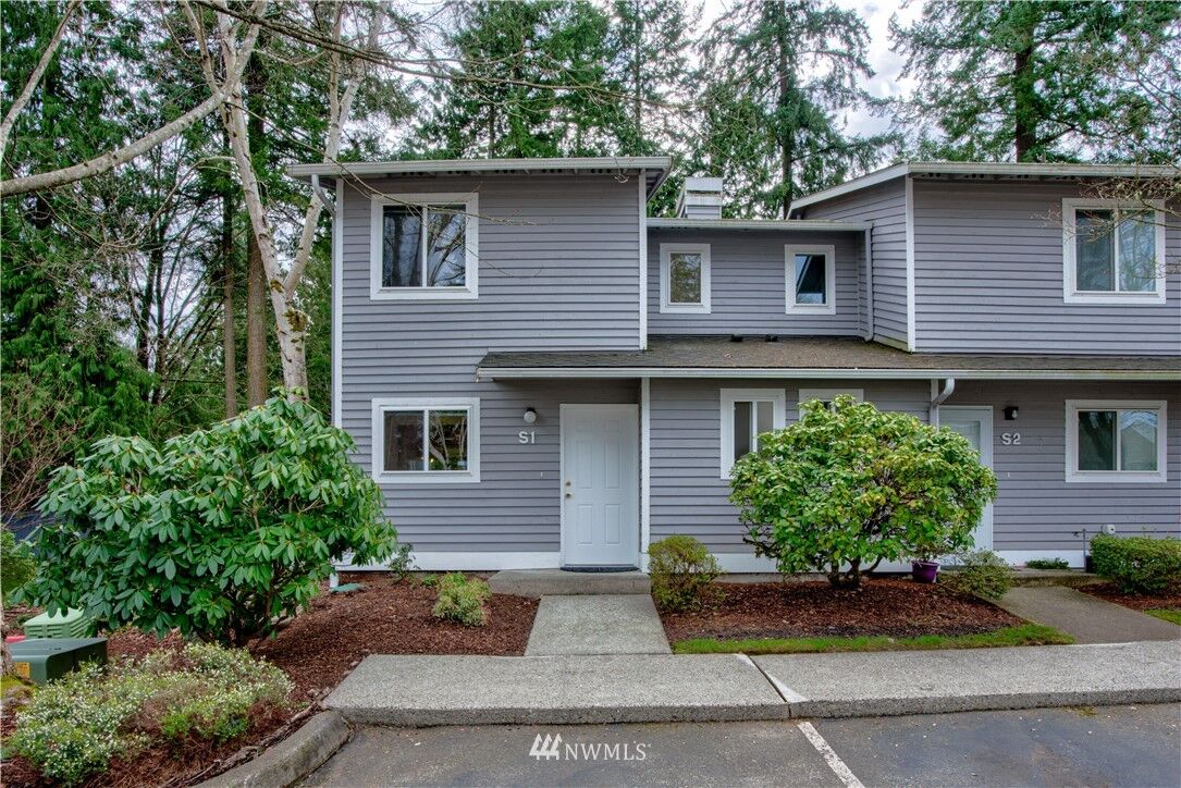 Property Photo: 1526 192nd Street SE S1 WA 98012