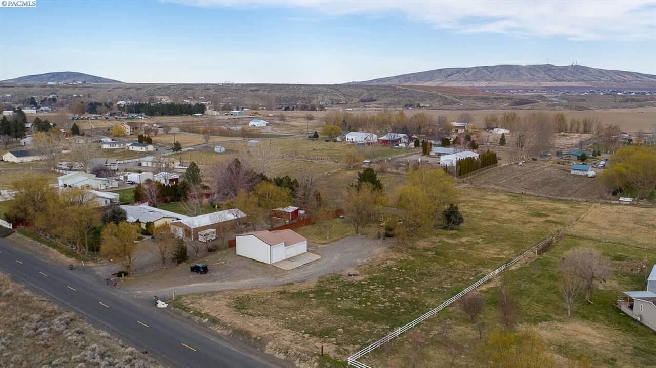 Property Photo:  3405 S Goose Gap Rd  WA 99320 