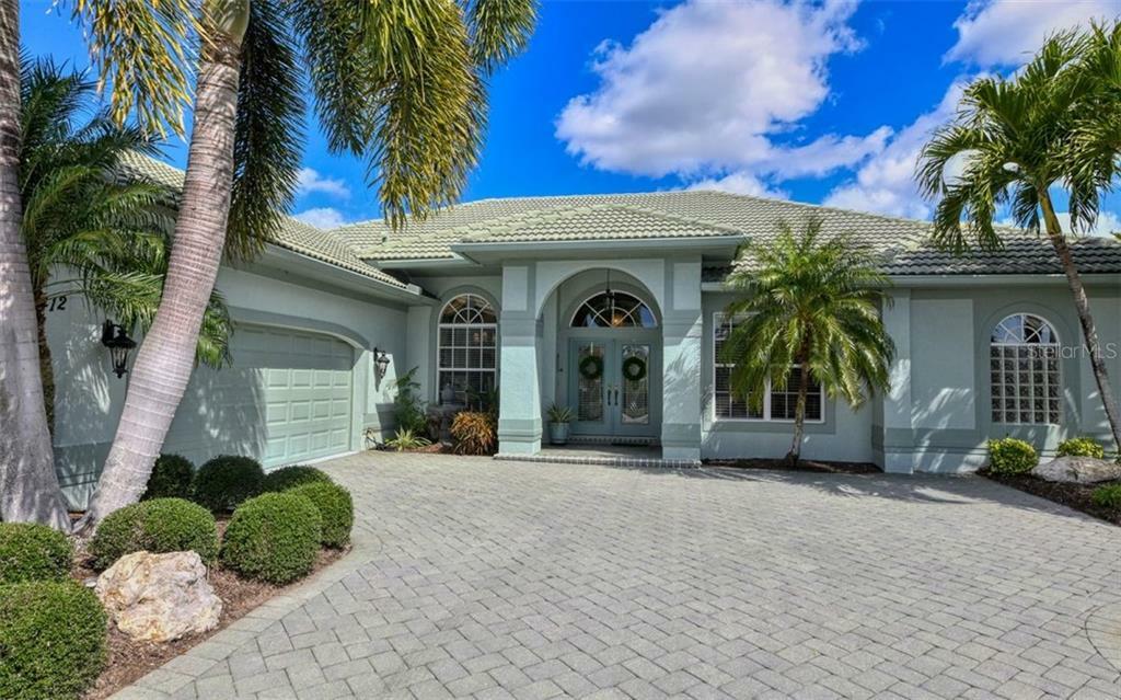 Property Photo:  412 Otter Creek Drive  FL 34292 