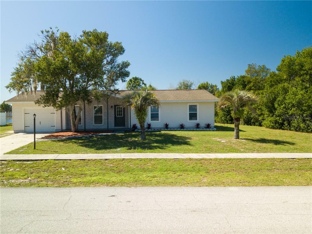 Property Photo:  2056 Jessamine Court  FL 32738 