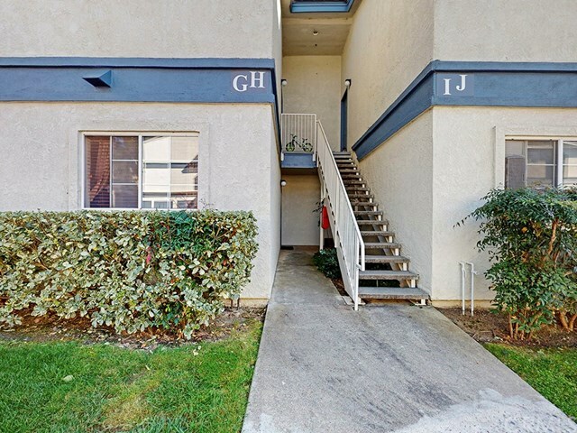 Property Photo:  1035 Southwood Drive I  CA 93401 