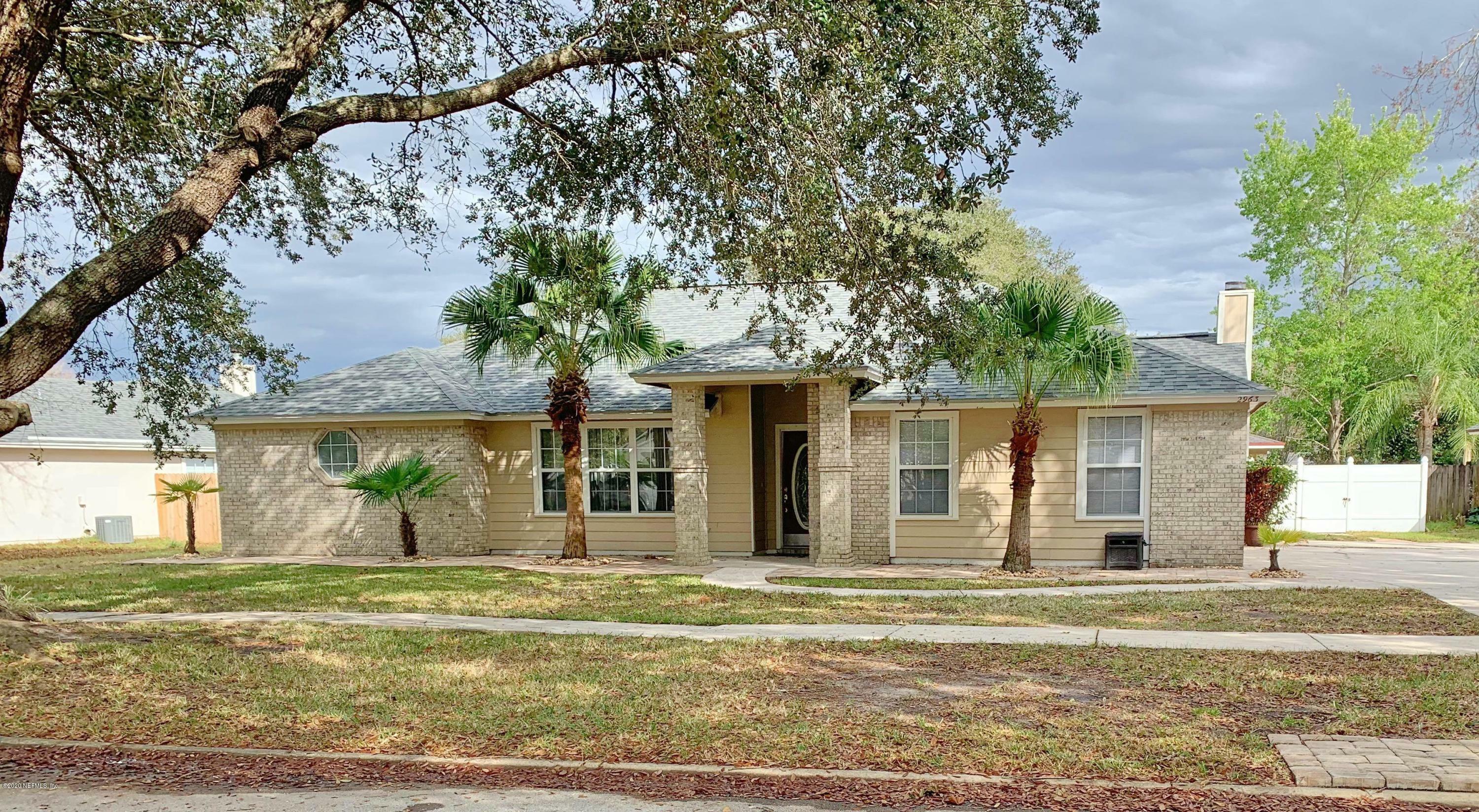 Property Photo:  2963 Swaps Court  FL 32043 