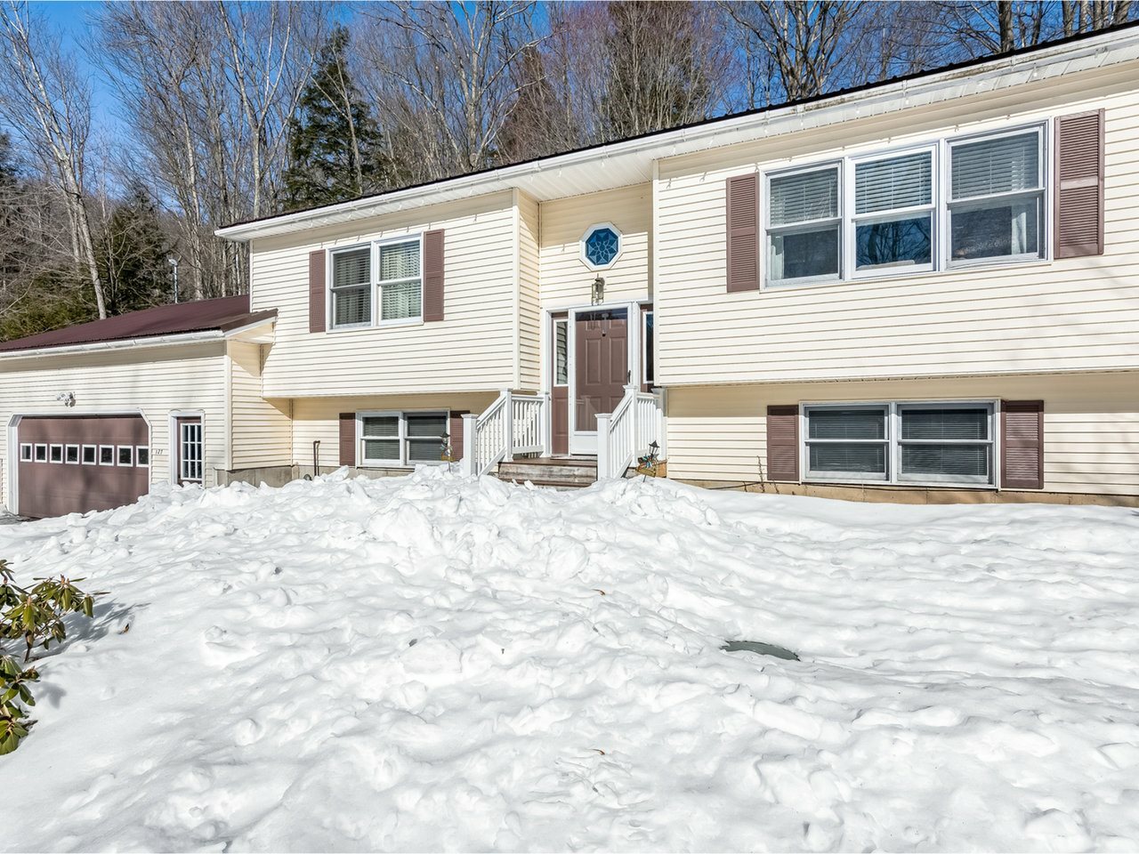 Property Photo: 127 Milton Falls Court VT 05468