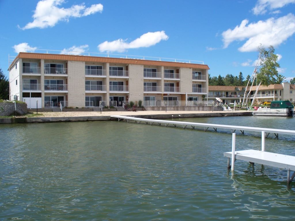 Property Photo: 3220 Merritt 28 MI 49722