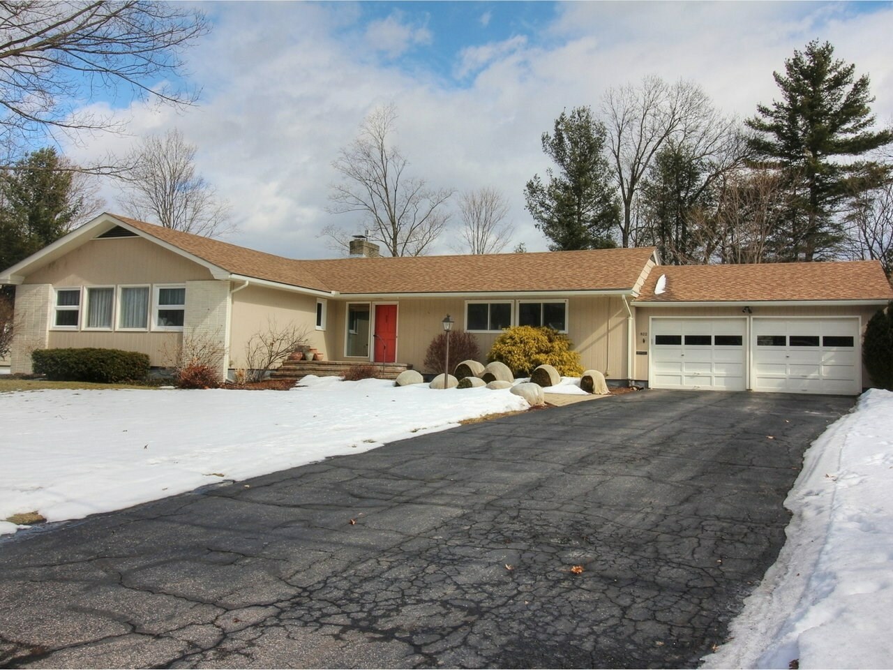 Property Photo: 822 South Prospect Street VT 05401