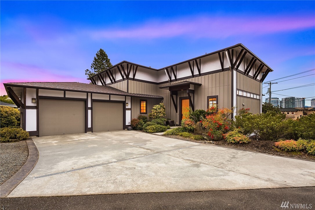 1406  97th Avenue NE  Clyde Hill WA 98004 photo