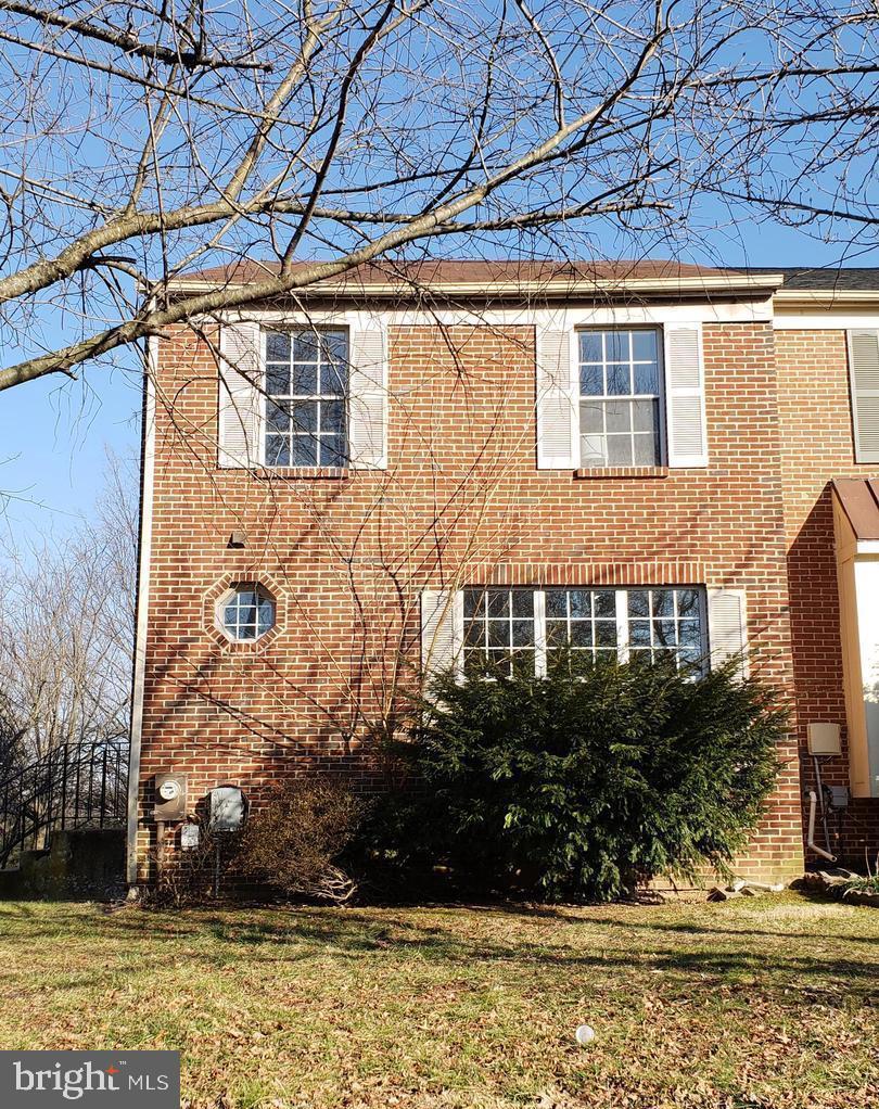 Property Photo: 8243 Londonderry Court MD 20707