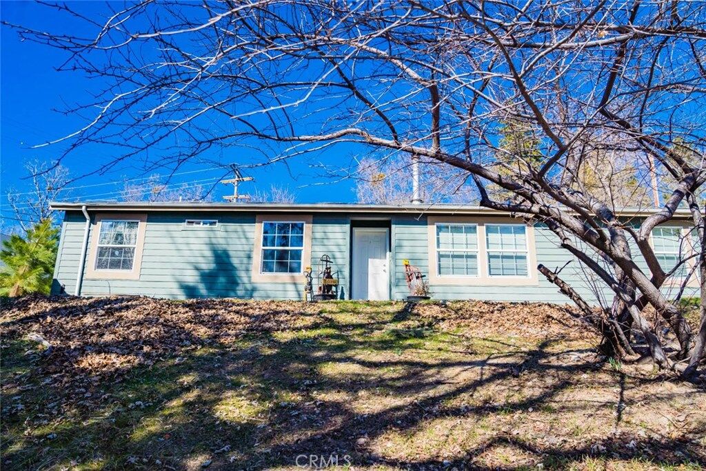 Property Photo: 22 Fredalba Road CA 92382