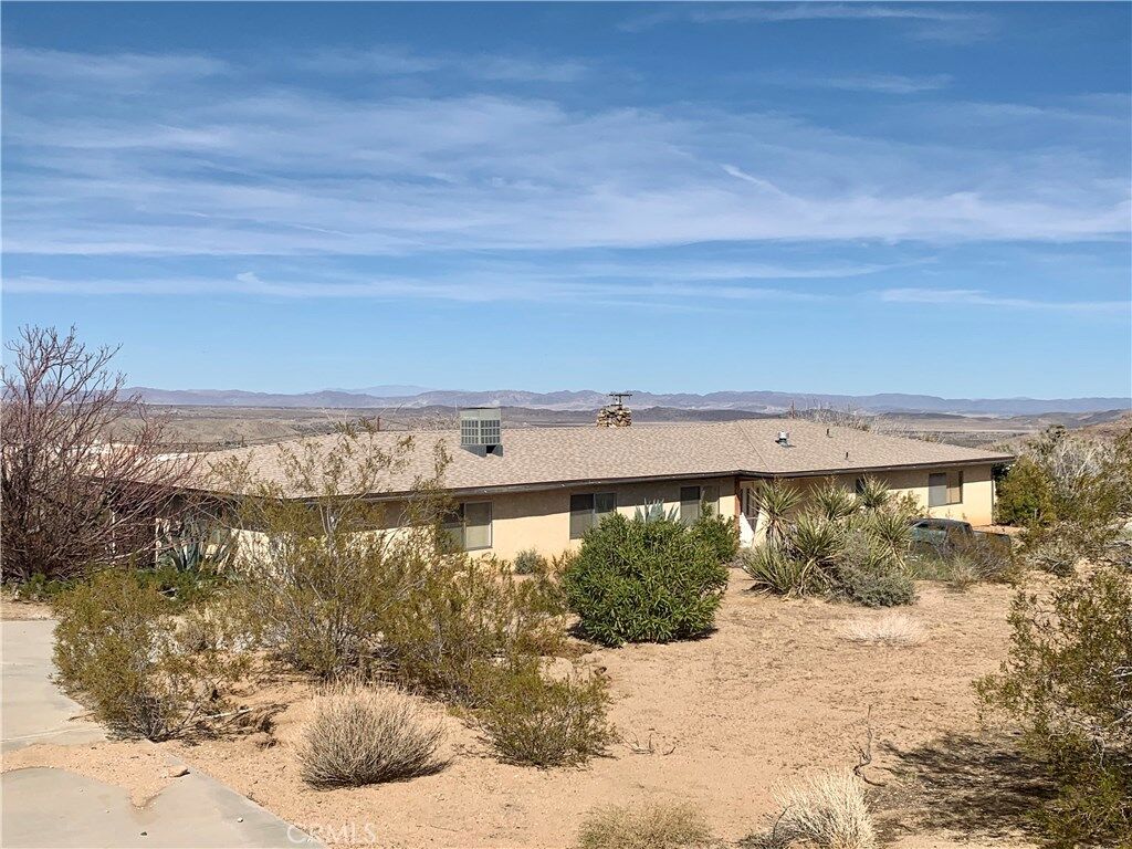 Property Photo: 60730 Onaga CA 92252
