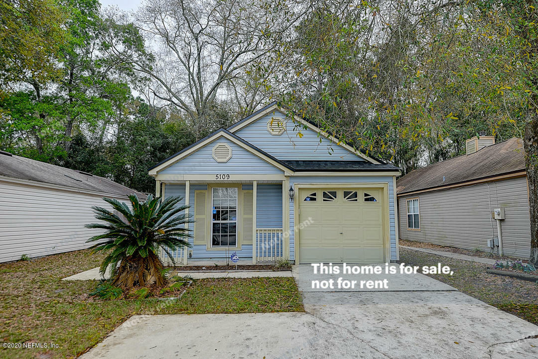 Property Photo:  5109 Glen Alan Court N  FL 32210 