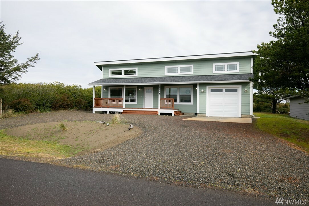 Property Photo:  1378 Sand Pebble Ave SW  WA 98569 