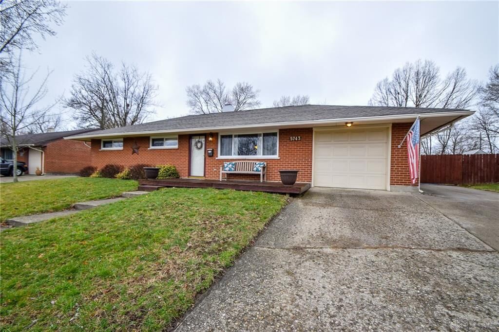 Property Photo:  5743 Tomberg Street  OH 45424 