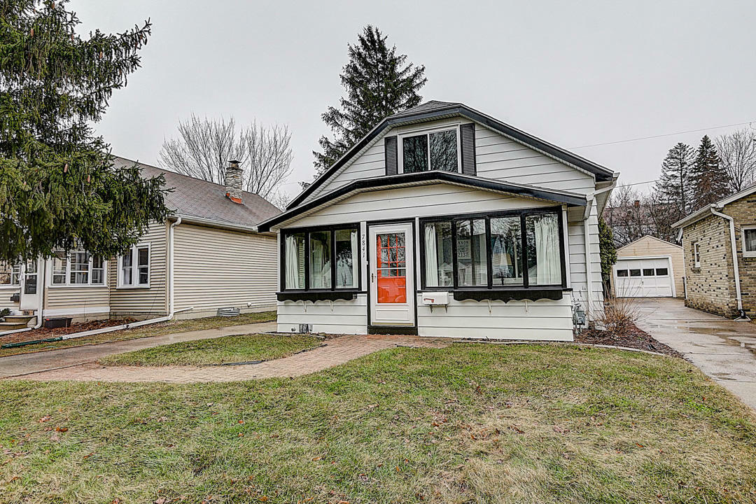 Property Photo:  7841 Eagle St  WI 53213 