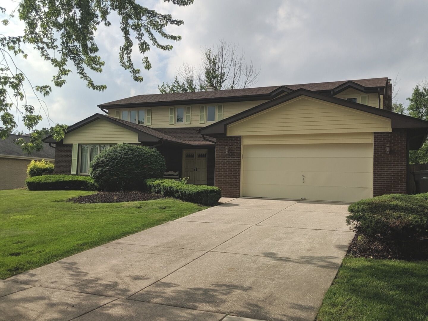 Property Photo:  8228 Legend Lane  IL 60462 