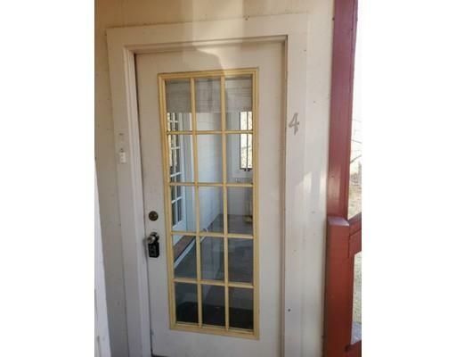 Property Photo: 16 Middlesex Street 4 MA 01863