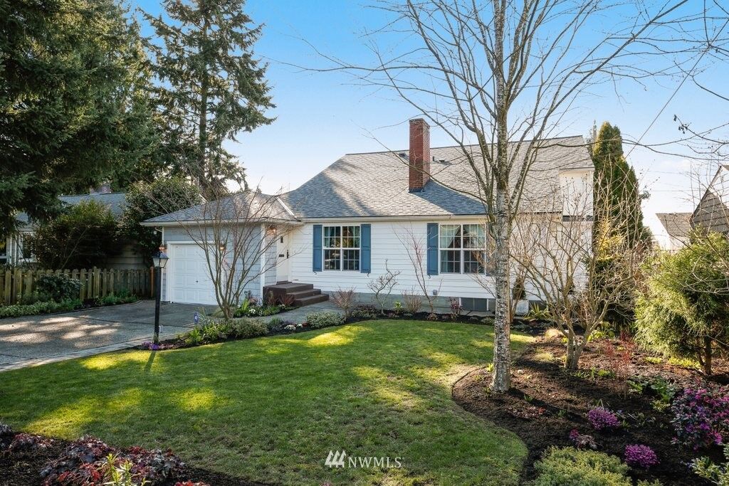 Property Photo: 8107 31st Avenue NE WA 98115