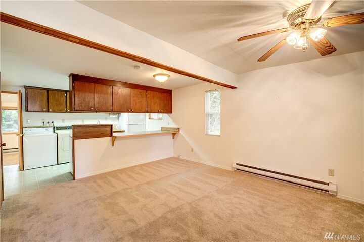 Property Photo: 25515 SE Issaquah Fall City Rd B WA 98029