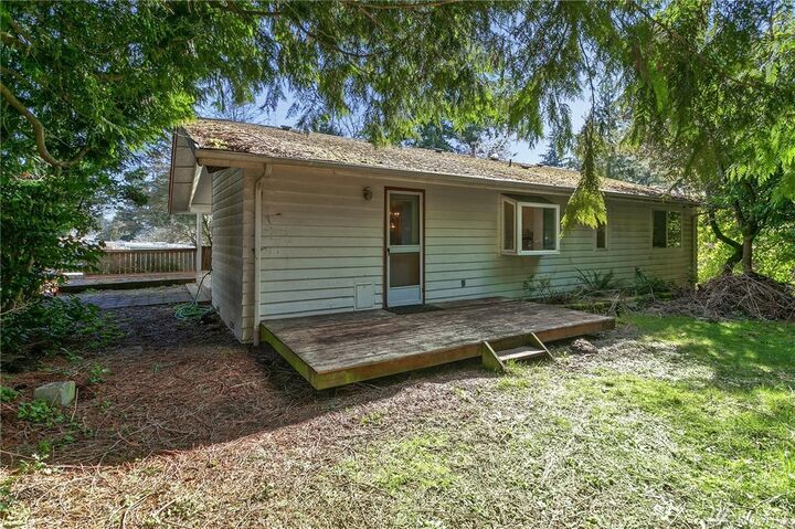 Property Photo: 1629 171st Avenue NE WA 98008