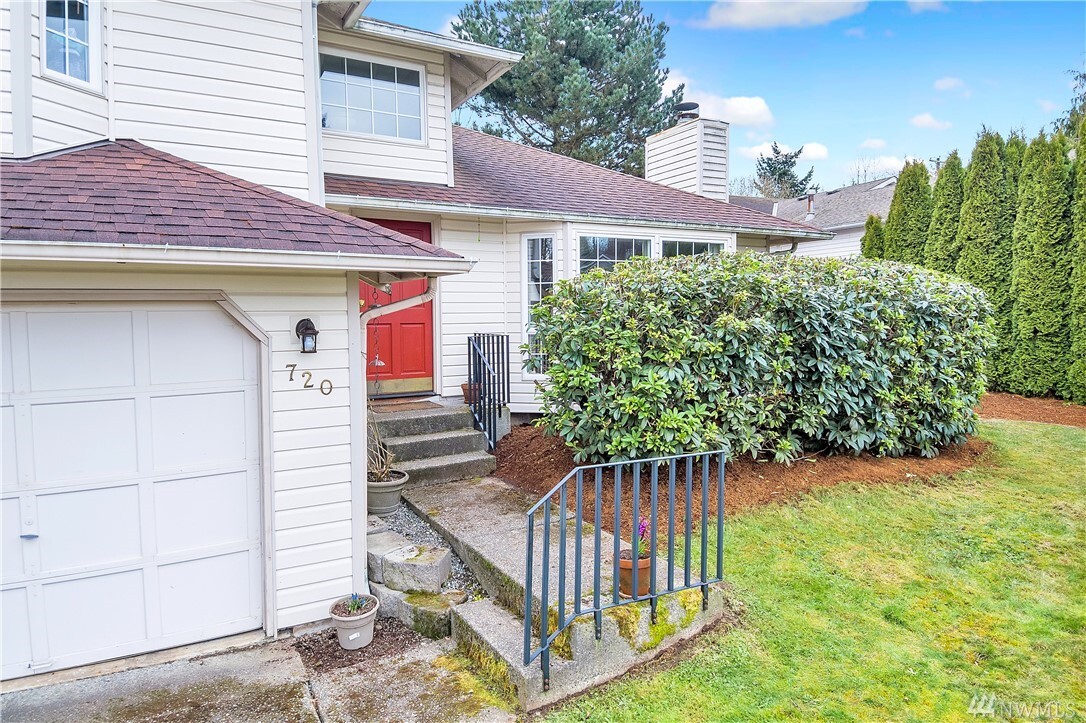 Property Photo: 720 145th Place SW WA 98087