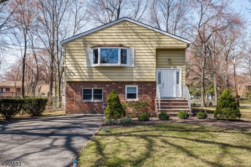 Property Photo:  165 Everett Rd  NJ 07054 