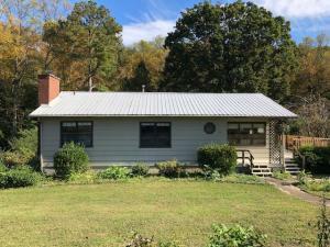 Property Photo:  705 James St  TN 37303 